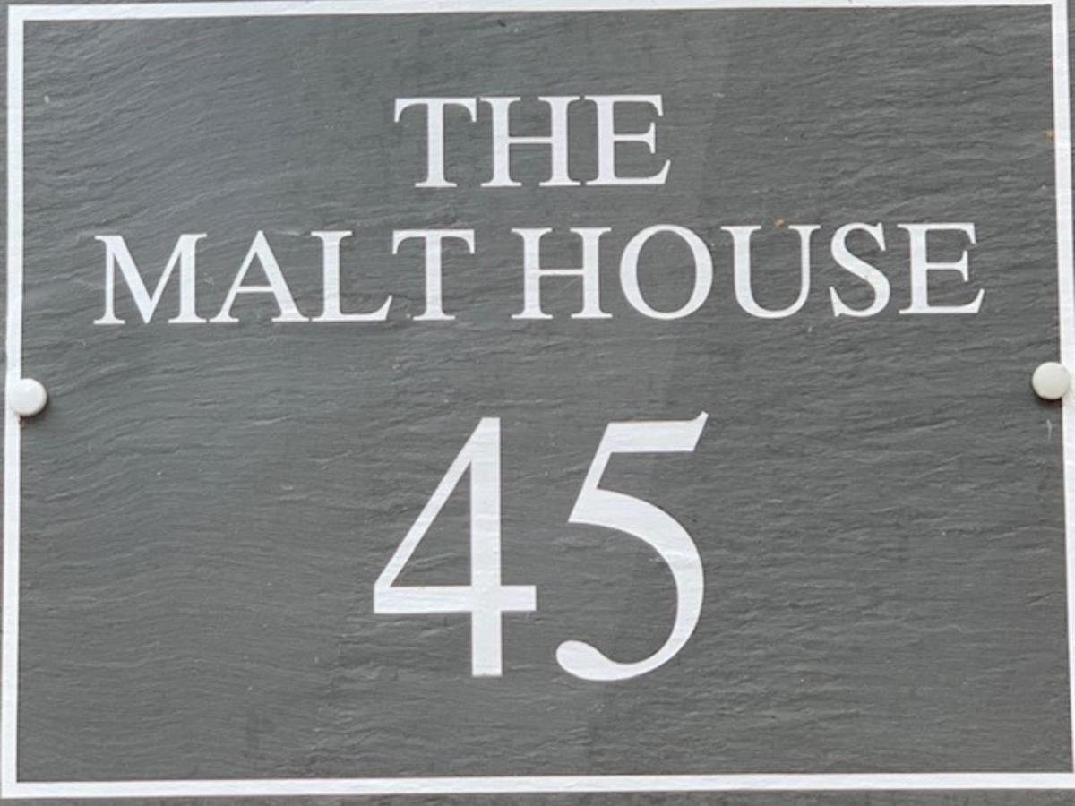 The Malt House Hotel Ейлсбъри Екстериор снимка